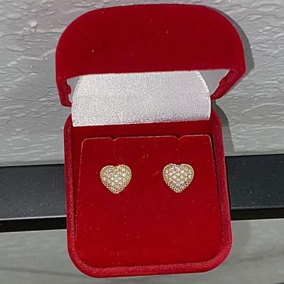 18K Gold Heart Earrings
